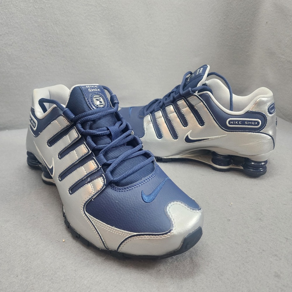 Nike Shox R4 Midnight Navy Metallic Silver 378341-402 Mens 9 NWOB